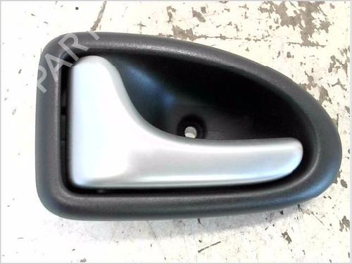 Venstre foran invendig håndtak RENAULT CLIO II (BB_, CB_) 1.2 16V (BB05, BB0W, BB11, BB27, BB2T, BB2U, BB2V, CB05,... (75 hp) 29026555