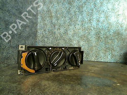Comando clima VW PASSAT B3/B4 Variant (3A5, 35I) 1.8 (90 hp) 29576626