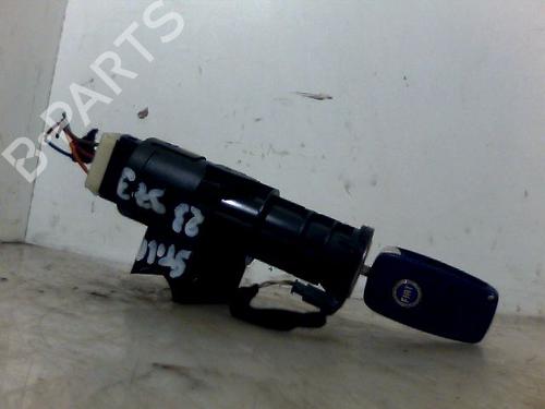 Used Ignition barrel FIAT STILO (192_) 1.9 JTD (192_XE1A) (115 hp) 29482767