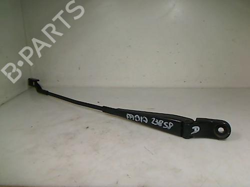 Used Front windshield wiper arm SKODA FABIA II (542) 1.2 12V (60 hp) 26087100