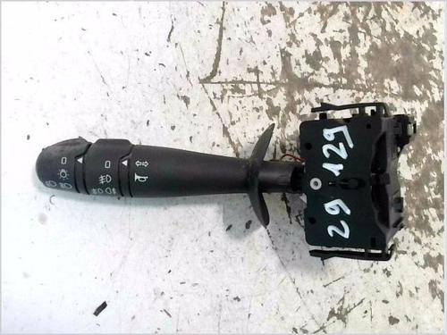 Used Headlight switch RENAULT TWINGO II (CN0_) 1.5 dCi 75 (75 hp) 31046151