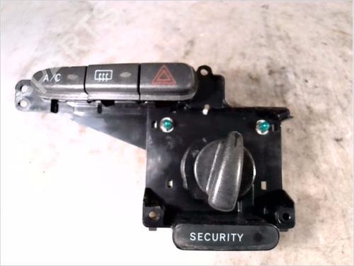 Used Warning switch TOYOTA YARIS (_P1_) 1.0 (SCP10_, SCP10R) (68 hp) 26102939