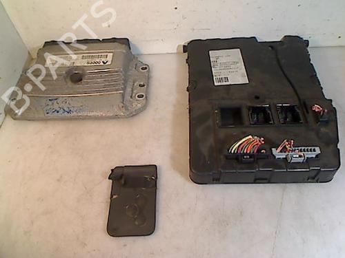 Used Engine control unit (ECU) Engine control unit (ECU) RENAULT MEGANE II (BM0/1_, CM0/1_) 1.4 16V (BM0B, CM0B) (98 hp) 32987426 32987426