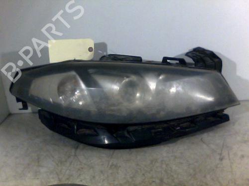 Used Right headlight RENAULT LAGUNA II (BG0/1_) 1.9 dCi (BG08, BG0G) (120 hp) 26082938