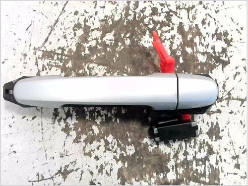 rear-right-exterior-door-handle-toyota-yaris-_p9_-2005-2006-2007-2008-2009-2010-2011-2012-2013-2014-26113500 main image