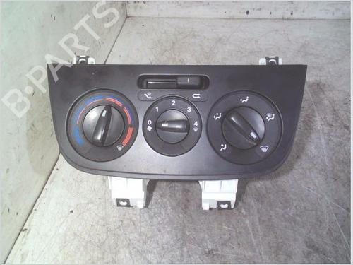 climate-control-peugeot-bipper-tepee-2008-31829795 main image