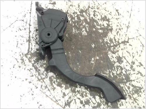 Used Pedal Pedal VOLVO V50 (545) 1.6 D (110 hp) 33721983 33721983