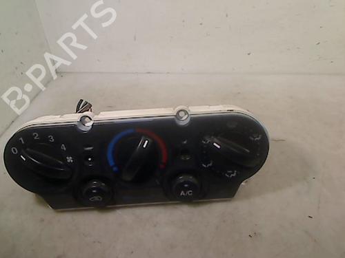 Used Climate control FORD FIESTA V (JH_, JD_) 1.3 (69 hp) 26091957
