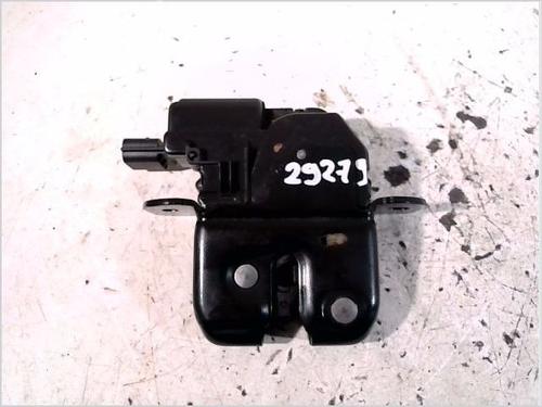 Used Tailgate lock RENAULT CAPTUR I (J5_, H5_) 1.5 dCi 90 (J5N4, J5M5, J5MW, J5M6, J5AL, J5AJ) (90 hp) 26110771