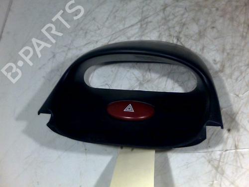 Advarselsbryter PEUGEOT 206 Hatchback (2A/C) 1.4 i (75 hp) 26074949