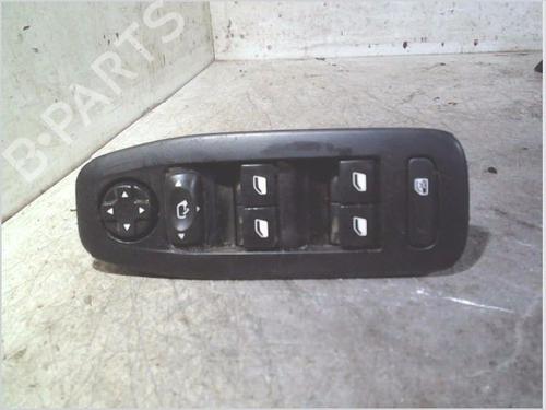 Comutador Comutador PEUGEOT 2008 I (CU_) 1.2 VTi (82 hp) 34508853 34508853