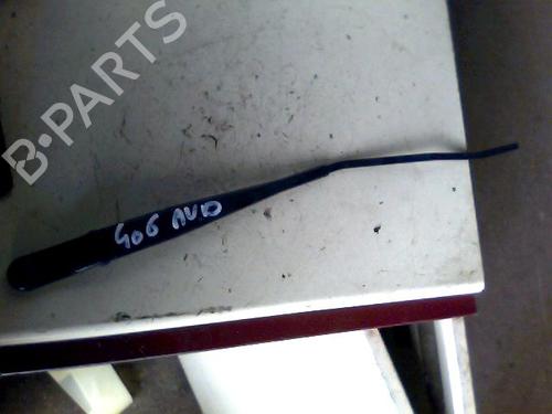 Used Front windshield wiper arm Front windshield wiper arm PEUGEOT 406 (8B) 2.0 HDI 110 (109 hp) 33436601 33436601