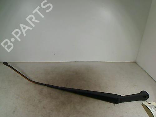 Used Front windshield wiper arm KIA CARENS II MPV (FJ) 2.0 CRDi (113 hp) 26068427