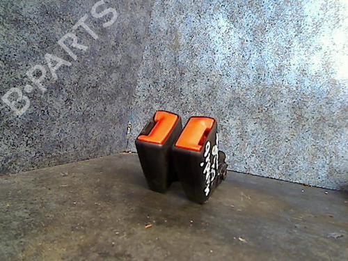 Used Seat buckle FORD MONDEO III Saloon (B4Y) 2.0 16V TDDi / TDCi (115 hp) 30320809