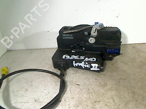 Used Front right lock RENAULT TRAFIC II Van (FL) 1.9 dCi 80 (FL0B) (82 hp) 26066305