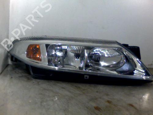Højre forlygte RENAULT LAGUNA II (BG0/1_) 1.9 dCi (BG08, BG0G) (120 hp) 26074556