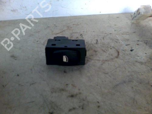 Used Right rear window switch Right rear window switch PEUGEOT 307 (3A/C) 2.0 HDi 90 (90 hp) 33273862 33273862