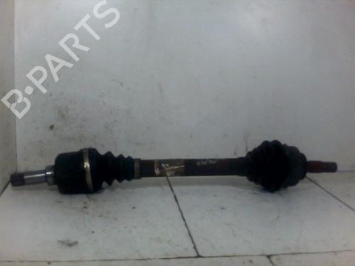 Drivaksel fortil venstre PEUGEOT 207 (WA_, WC_) 1.6 HDi (90 hp) 30815118
