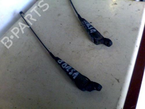 Braço escova frente Braço escova frente OPEL CORSA A Hatchback (S83) 1.3 (F08, M08, F68, M68) (60 hp) 34409641 34409641