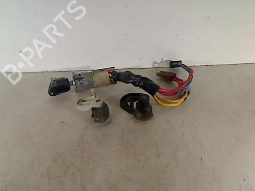 Used Ignition barrel PEUGEOT 306 Hatchback (7A, 7C, N3, N5) 1.4 (75 hp) 26076565