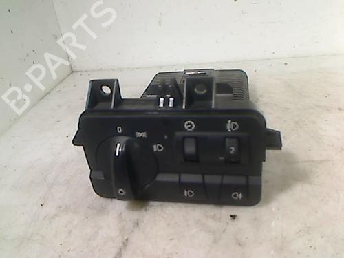 Used Headlight switch BMW 3 (E46) 320 d (150 hp) 26082890