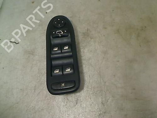 Schalter für CITROËN C5 II (RC_) 1.6 HDi (RC8HZB) (109 hp) 32206081