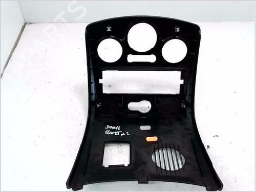 Middle console RENAULT CLIO III (BR0/1, CR0/1) 1.5 dCi (C/BR0G, C/BR1G) | BP27164118I22 