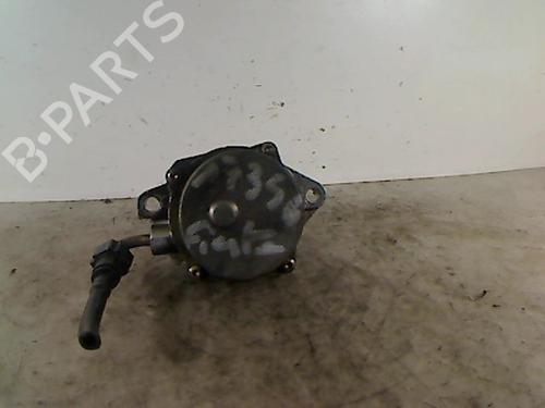 Used Vacuum pump FORD FIESTA VI (CB1, CCN) 1.4 TDCi (68 hp) 26068712