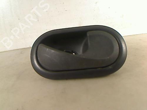 Maniglia interna anteriore destra RENAULT KANGOO Express (FW0/1_) 1.5 dCi 70 (FW0A, KW0V) (68 hp) 26068767