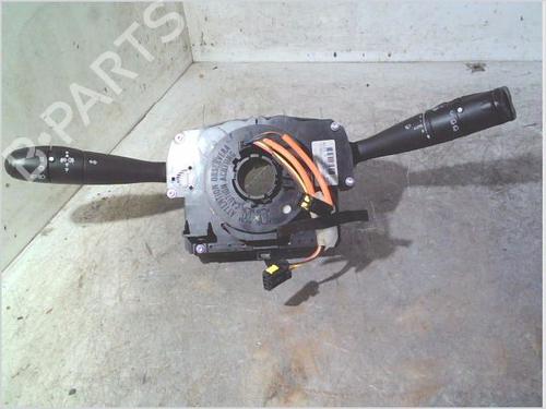 Comutador piscas / escovas Comutador piscas / escovas CITROËN C3 I (FC_, FN_) 1.4 16V HDi (90 hp) 33820474 33820474