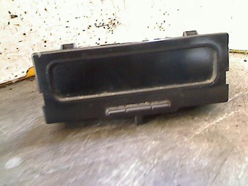 Display RENAULT SCÉNIC I MPV (JA0/1_, FA0_) 1.9 dCi (JA05, JA1F) (102 hp) 26093646