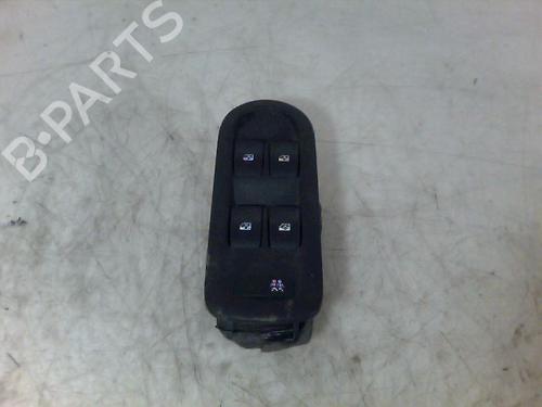 Used Switch RENAULT SCÉNIC II (JM0/1_) 1.5 dCi (JM0F) (82 hp) 26072762