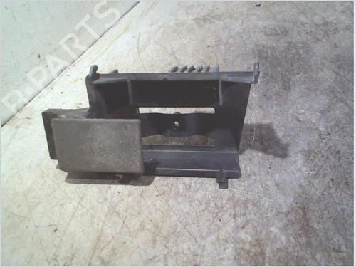 Used Rear left interior door handle RENAULT SUPER 5 (B/C40_) 1.1 (B/C/401, B/C40H) (45 hp) 27218389