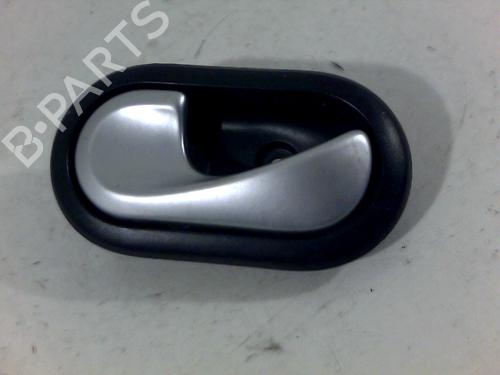 Used Front left interior door handle DACIA SANDERO 1.5 dCi (86 hp) 26064088