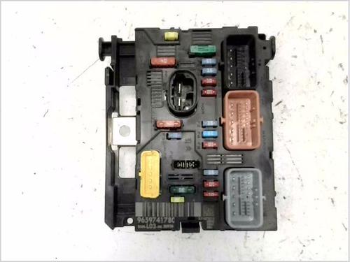 Used Fuse box PEUGEOT 406 Break (8E/F) 2.1 TD 12V (109 hp) 27215472
