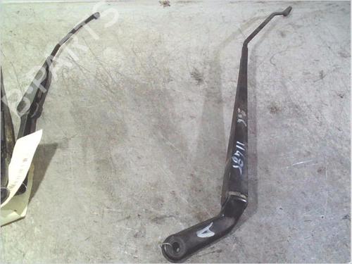 Used Front windshield wiper arm Front windshield wiper arm PEUGEOT 206 Hatchback (2A/C) 1.4 i (75 hp) 33436597 33436597