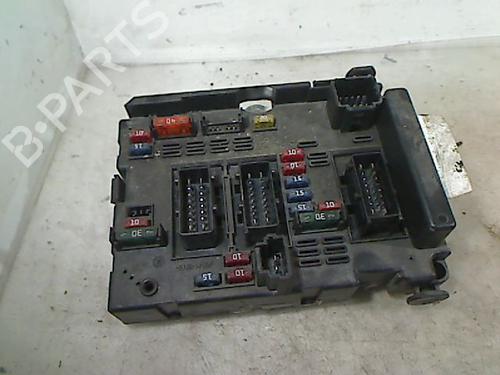 Sikringsdose PEUGEOT 307 SW (3H) 2.0 HDI 110 (107 hp) 28323578