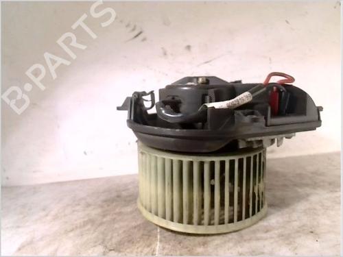 Moteur de chauffage PEUGEOT 405 II Break (4E) 1.9 D (69 hp) 33007359