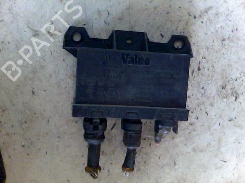 Used Electronic sensor Electronic sensor RENAULT SAFRANE I (B54_) 2.5 dT (B548) (113 hp) 33002906 33002906