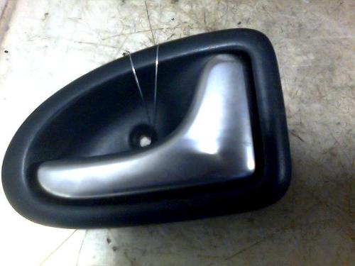 Used Front right interior door handle RENAULT CLIO II (BB_, CB_) 1.5 dCi (B/CB08) (82 hp) 26072774