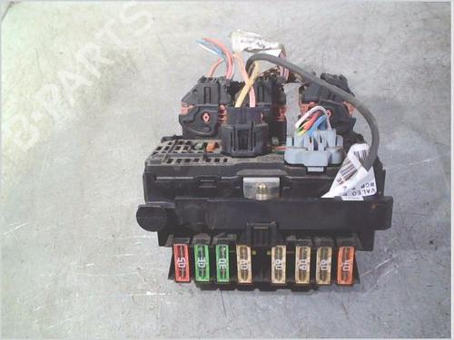 Used Fuse box Fuse box 38327168 38327168