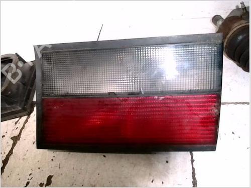 Feu de coffre droit CITROËN XANTIA Break (X1_, X2_) 1.8 i (101 hp) 31260633