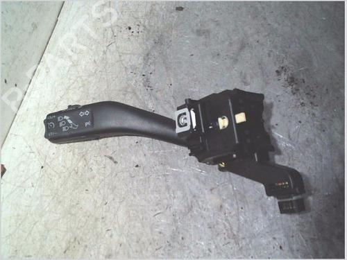 Forlygtekontakt Forlygtekontakt VW GOLF VI (5K1) 2.0 TDI (110 hp) 36800244 36800244