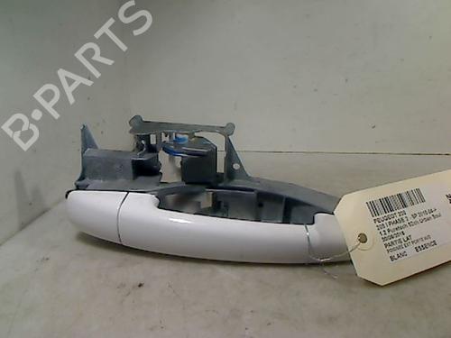 Used Front right exterior door handle PEUGEOT 208 I (CA_, CC_) 1.2 VTI 82 (82 hp) 26080571