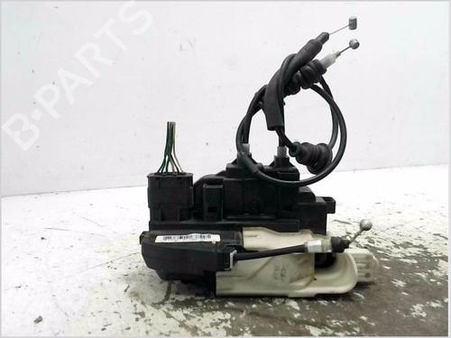 Used Front left lock HYUNDAI i30 (FD) 1.6 CRDi (116 hp) 32382614