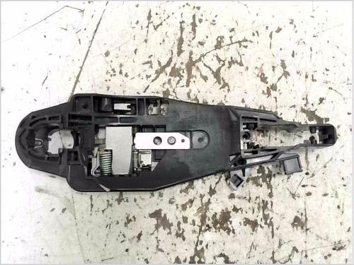 Używane Klamka zewnętrzna drzwi przednich prawych CITROËN C3 AIRCROSS II (2R_, 2C_) 1.5 BlueHDi 120 (2CYHXX) (120 hp) 29997628