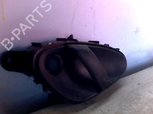 Højre bagtil invendig håndtag CITROËN XSARA Break (N2) 1.9 TD (90 hp) 26115411
