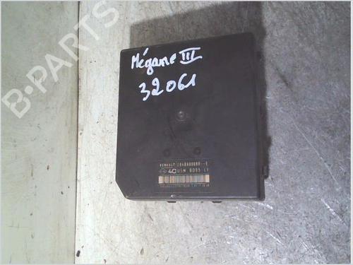 Fuse box RENAULT MEGANE III Hatchback (BZ0/1_, B3_) 1.5 dCi | BP33818572E1 - Image 2