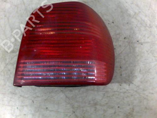 Used Right taillight VW POLO III (6N1) 60 1.4 (60 hp) 26070235