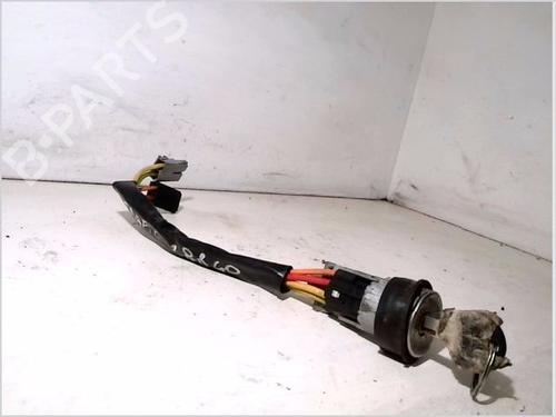 Used Ignition barrel RENAULT TRAFIC Van (T_, P_, V_) 2.5 D (75 hp) 33011509